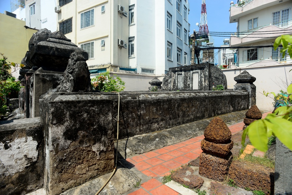 Mộ danh tướng Võ Di Nguy copy.jpg Mộ danh tướng Võ Di Nguy copy.jpg
