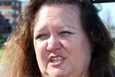 Vì sao người phụ nữ giàu nhất thế giới bị ghét?