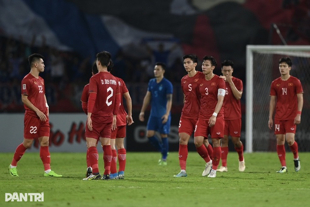 Chuyên gia Thái Lan: Tuyển Việt Nam không có tinh thần chiến đấu - 2 Chuyên gia Thái Lan: Tuyển Việt Nam không có tinh thần chiến đấu - 2