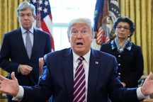 Ông Trump tự nhận là tổng thống chăm chỉ nhất lịch sử