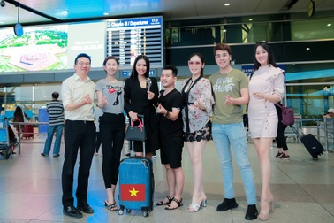 Hoa khôi Khả Hân lên đường thi Hoa hậu Việt Nam Thế giới 2018