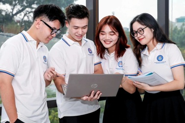 Điểm chuẩn Trường Đại học Thương mại, ngành Logistics vẫn dẫn đầu