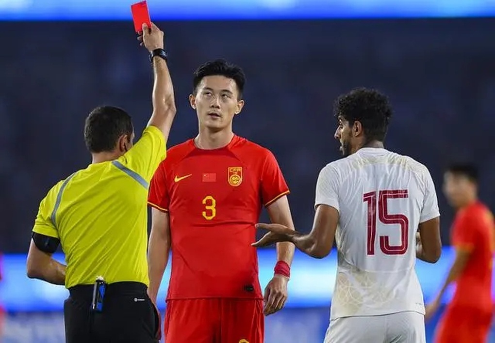 AFC ra án phạt, Trung Quốc nhận tin buồn trước trận gặp tuyển Việt Nam - 1 AFC ra án phạt, Trung Quốc nhận tin buồn trước trận gặp tuyển Việt Nam - 1