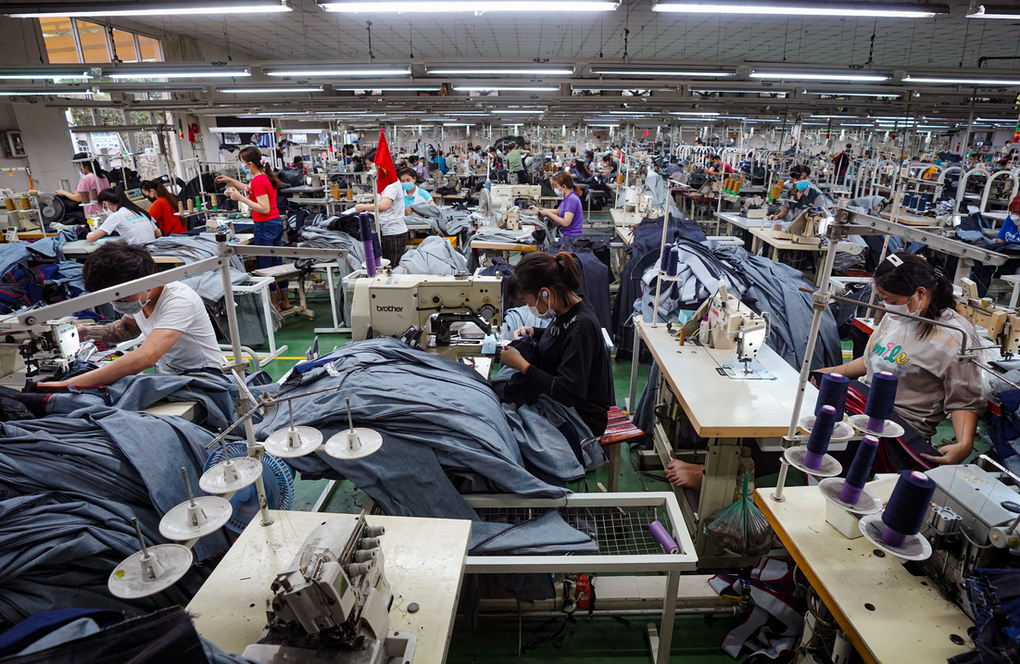 Mất việc dịp cuối năm: Những khoản tiền bù đắp người lao động cần biết - 1 Mất việc dịp cuối năm: Những khoản tiền bù đắp người lao động cần biết - 1