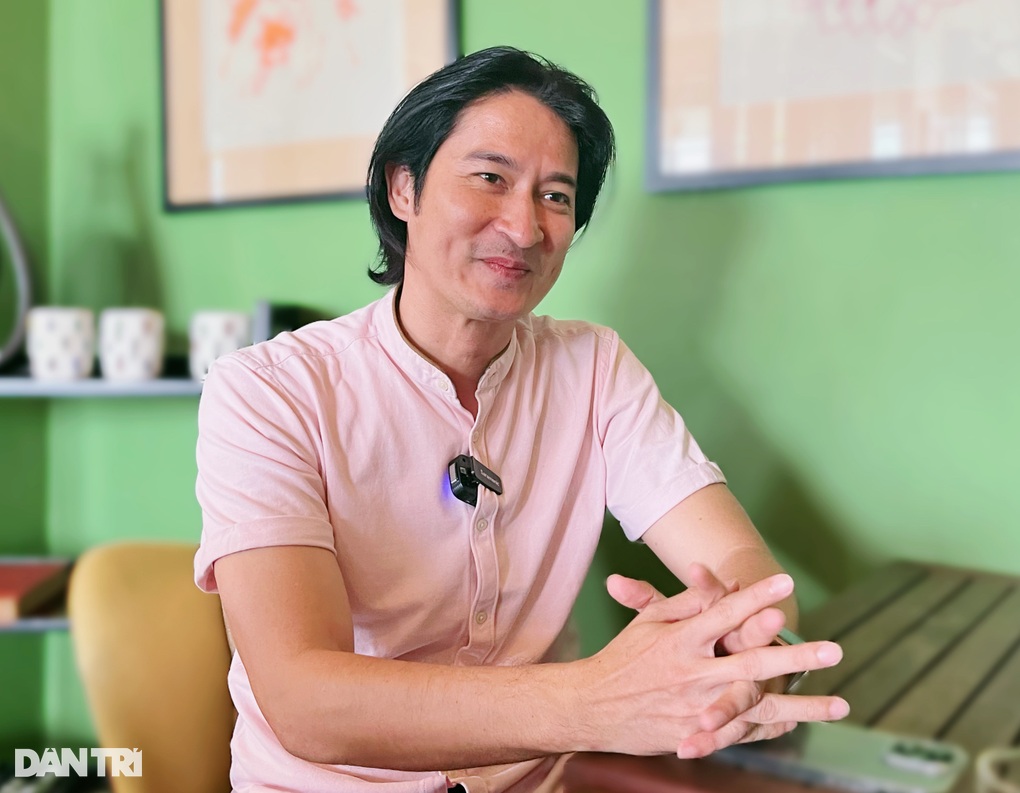 Gã đểu màn ảnh Huy Khánh: Ồn ào tình ái khiến tôi bị hạn chế đất diễn - 1