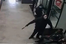 5 tay súng Trung Quốc cướp tù nhân tại Campuchia