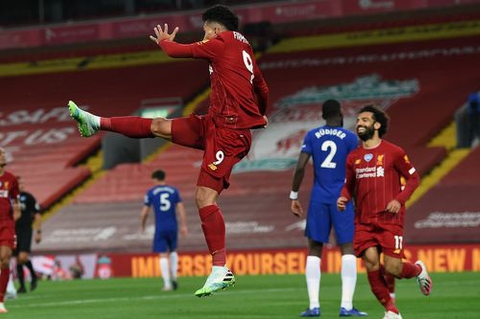 Liverpool 5-3 Chelsea: Cuộc rượt đuổi quyết liệt - 5 Liverpool 5-3 Chelsea: Cuộc rượt đuổi quyết liệt - 5