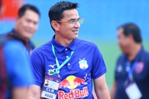 HLV Kiatisuk nhắc các học trò cần chuyên nghiệp đến hết mùa giải