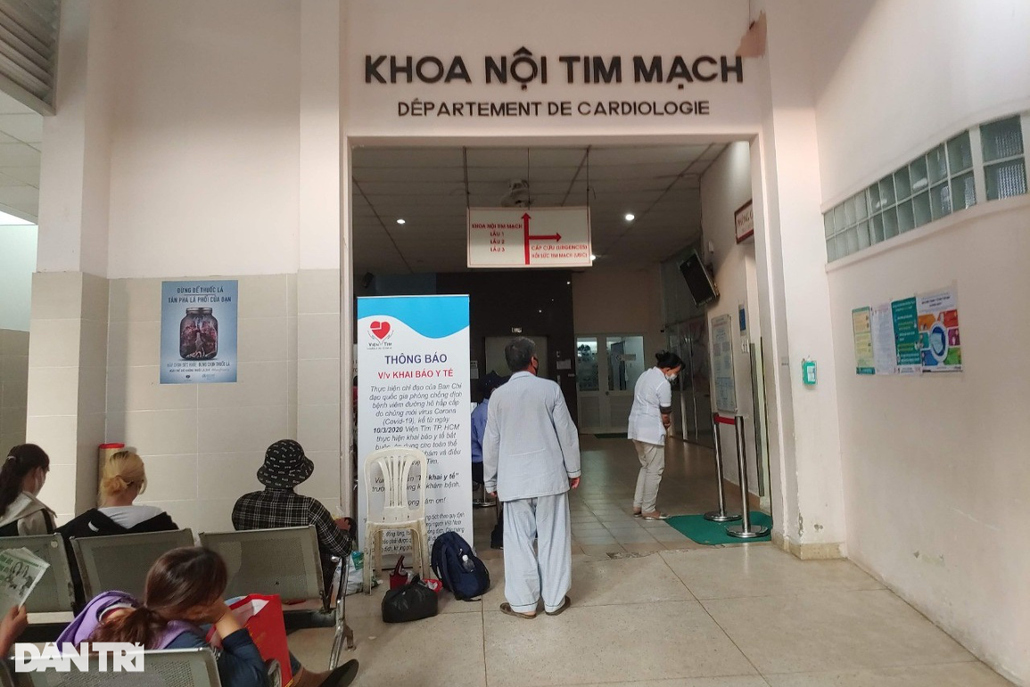 Viện Tim TPHCM ngừng nhận máu hiến sau lùm xùm hút máu tình nguyện viên - 1 Viện Tim TPHCM ngừng nhận máu hiến sau lùm xùm hút máu tình nguyện viên - 1