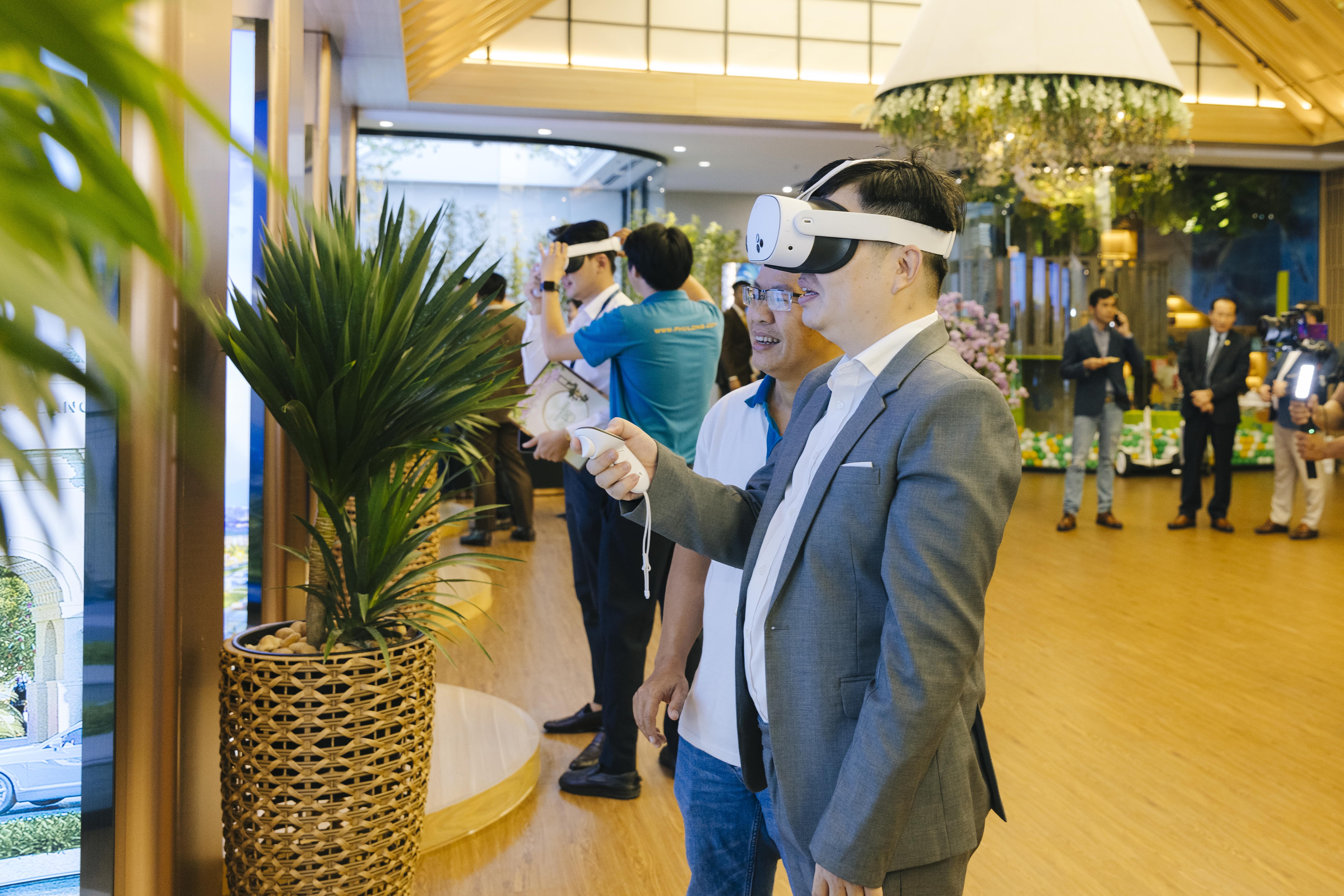 ساؤتھ سائگون - 4 میں فو لانگ پویلین اور ایسنسیا اسکائی ماڈل ہوم کا افتتاح Khai trương Phu Long Pavilion và nhà mẫu Essensia Sky tại Nam Sài Gòn - 4