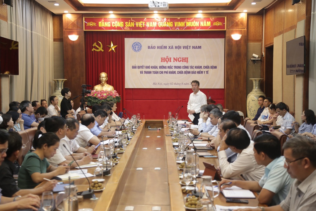 Đốc thúc thanh quyết toán 4.500 tỷ đồng khám chữa bệnh bảo hiểm y tế - 1 Đốc thúc thanh quyết toán 4.500 tỷ đồng khám chữa bệnh bảo hiểm y tế - 1