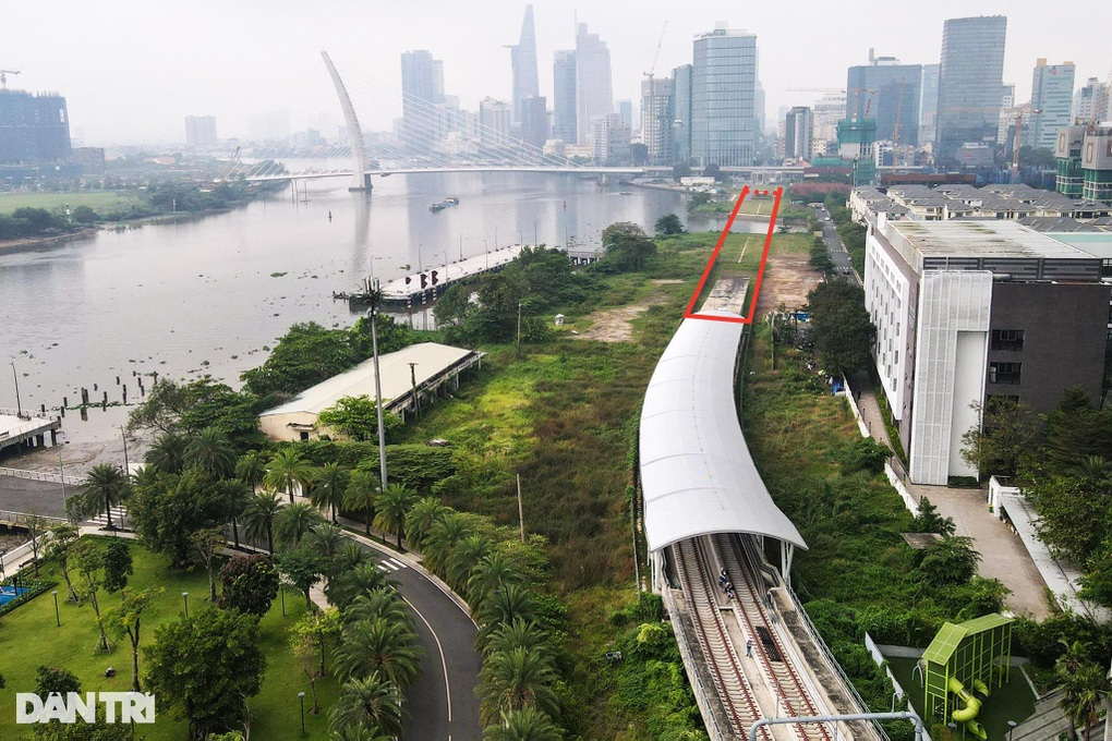 Nhà ga metro số 1 ưu tiên cầu thang bộ cho hành khách - 1 Nhà ga metro số 1 ưu tiên cầu thang bộ cho hành khách - 1