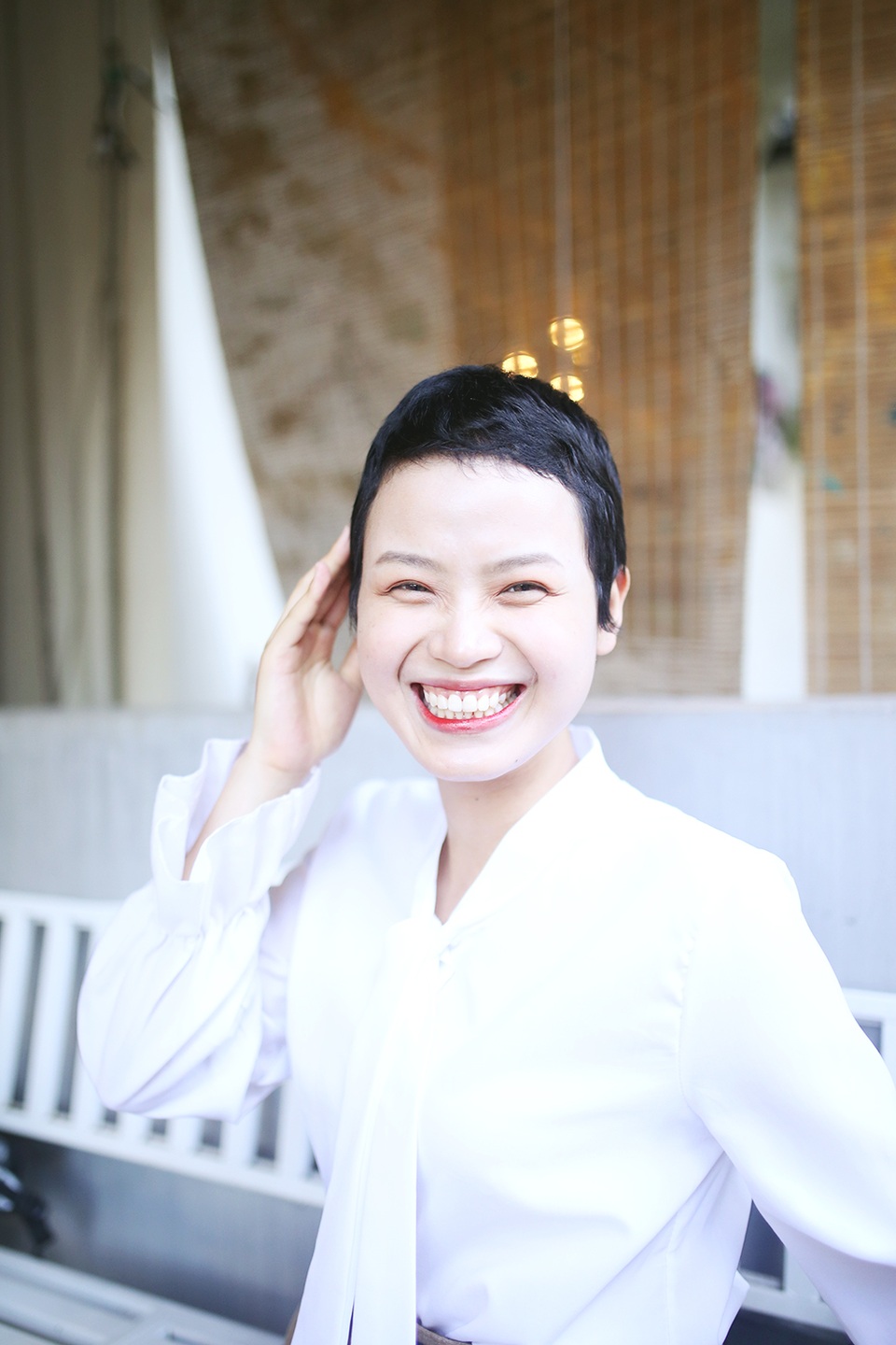 Nữ sinh Ngoại thương mắc ung thư tái xuất xinh đẹp và đầy nghị lực - 3 Nữ sinh Ngoại thương mắc ung thư tái xuất xinh đẹp và đầy nghị lực - 3