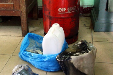 Nạn nhân thứ hai trong vụ dùng xăng giải quyết mẫu thuẫn gia đình tử vong