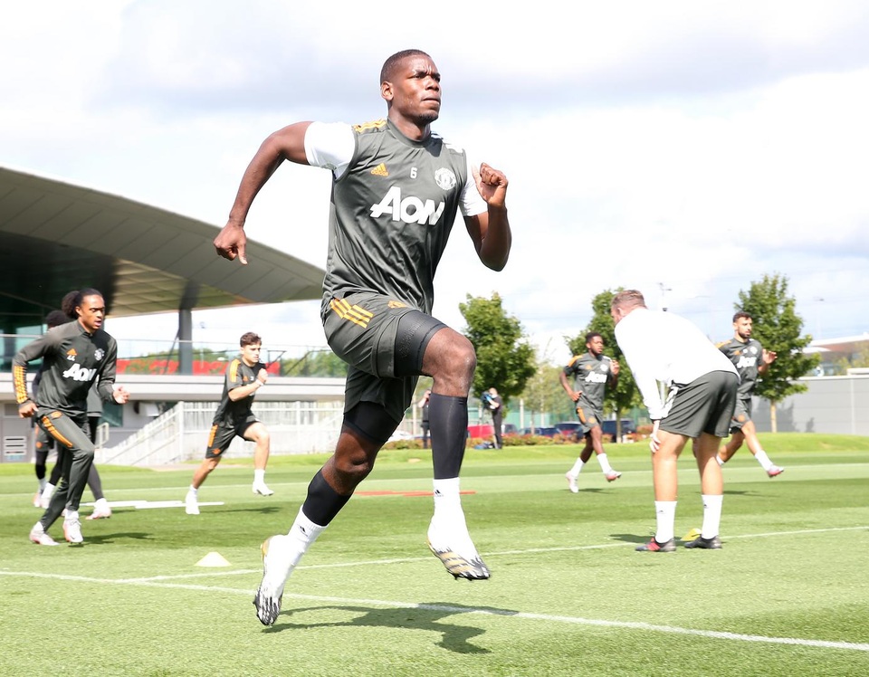 Man Utd luyện công chuẩn bị trở lại Europa League - 16 Man Utd luyện công chuẩn bị trở lại Europa League - 16