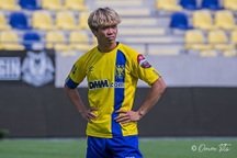 Công Phượng lại bị gạch tên khỏi danh sách thi đấu của Sint Truidense