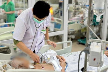 Cảnh báo "bệnh chuyển mùa" khiến người già gặp nguy hiểm