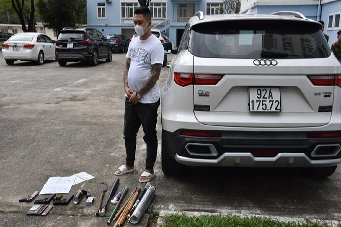 Triệt xóa nhóm đối tượng cho vay nặng lãi sử dụng vũ khí nóng - 1 Triệt xóa nhóm đối tượng cho vay nặng lãi sử dụng vũ khí nóng - 1