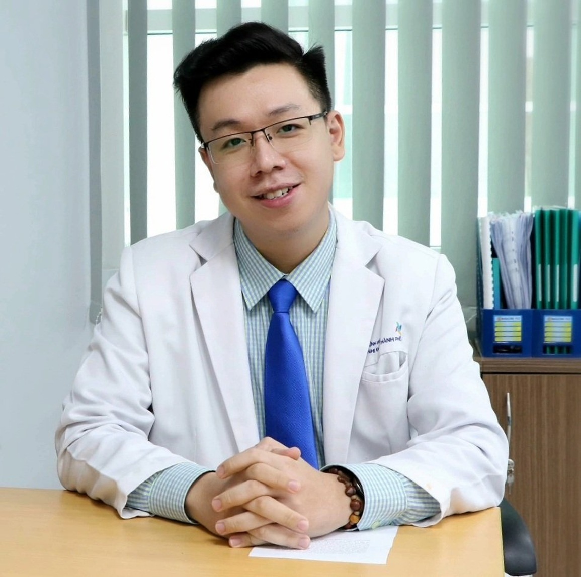 Vì sao người cha đủ nhẫn tâm xóa chứng cứ con gái bị mẹ kế bạo hành? - 2 Vì sao người cha đủ nhẫn tâm xóa chứng cứ con gái bị mẹ kế bạo hành? - 2