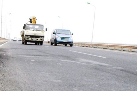 “Thử nghiệm” kiểu… ném tiền qua cửa sổ!