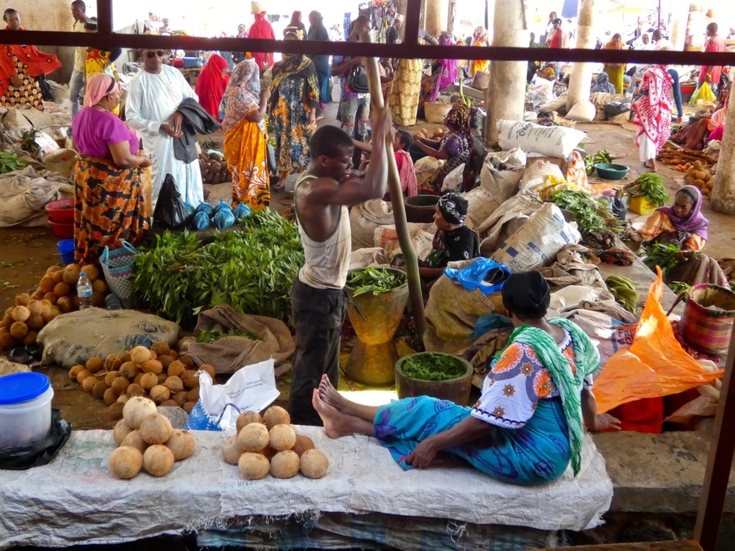 Chuyện ít biết về quần đảo Comoros, vựa tinh dầu khổng lồ của thế giới - 3 Chuyện ít biết về quần đảo Comoros, vựa tinh dầu khổng lồ của thế giới - 3