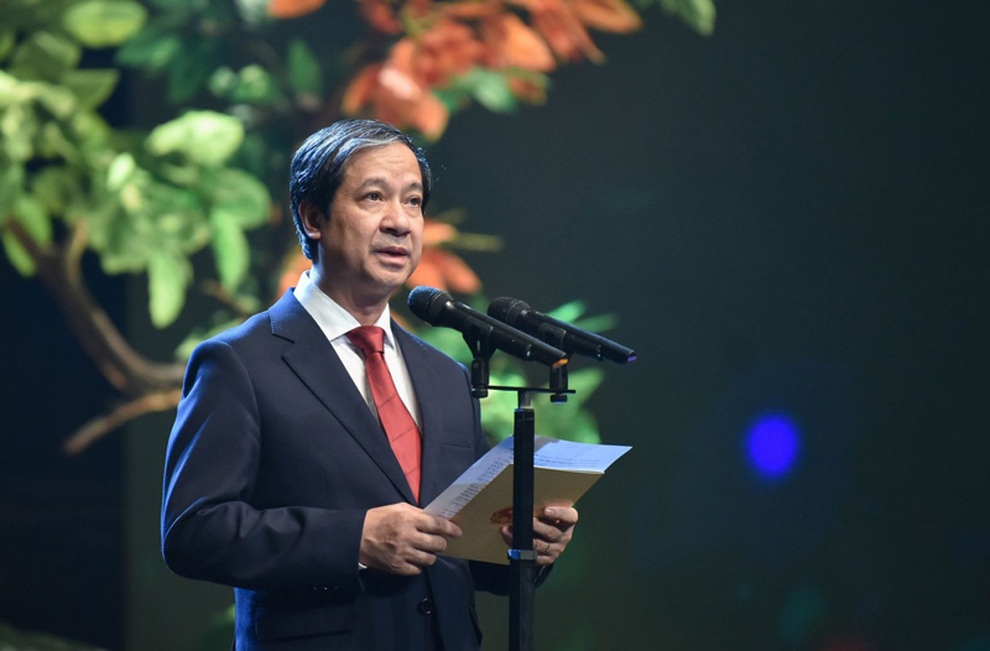 Thay lời tri ân và những câu chuyện truyền cảm hứng xúc động về thầy cô - 1 Thay lời tri ân và những câu chuyện truyền cảm hứng xúc động về thầy cô - 1