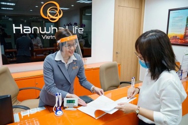 Hanwha Life Việt Nam lấy khách hàng làm trọng tâm và chi trả hơn 286 tỷ đồng quyền lợi bảo hiểm trong năm 2021
