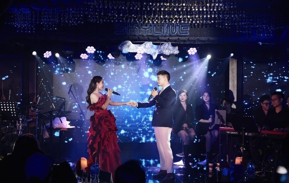 Ca sĩ Đoàn Hồng Hạnh mang đến không khí sôi động những ngày đầu năm - 2 Ca sĩ Đoàn Hồng Hạnh mang đến không khí sôi động những ngày đầu năm - 2