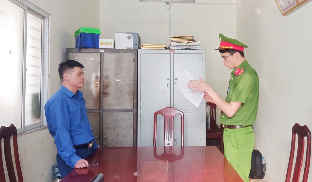 Cựu trưởng phòng kinh doanh bảo hiểm Dai-ichi Việt Nam bị bắt - 1 Cựu trưởng phòng kinh doanh bảo hiểm Dai-ichi Việt Nam bị bắt - 1