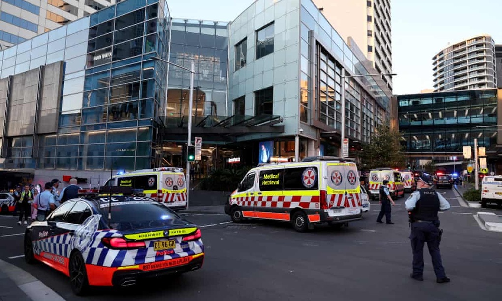 Đâm dao ở trung tâm thương mại Australia, ít nhất 4 người chết - 1 Đâm dao ở trung tâm thương mại Australia, ít nhất 4 người chết - 1