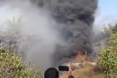 Rơi máy bay chở 72 người tại Nepal, ít nhất 40 người thiệt mạng