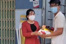 Hỗ trợ an sinh tại Long An: Nhiều cán bộ ở trụ sở cả tháng chưa về nhà