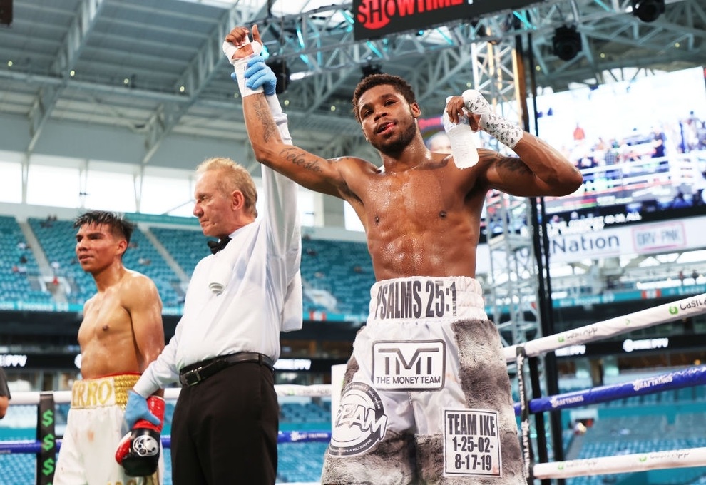 Độc cô cầu bại Floyd Mayweather hòa ngôi sao Youtube Logan Paul - 10 Độc cô cầu bại Floyd Mayweather hòa ngôi sao Youtube Logan Paul - 10