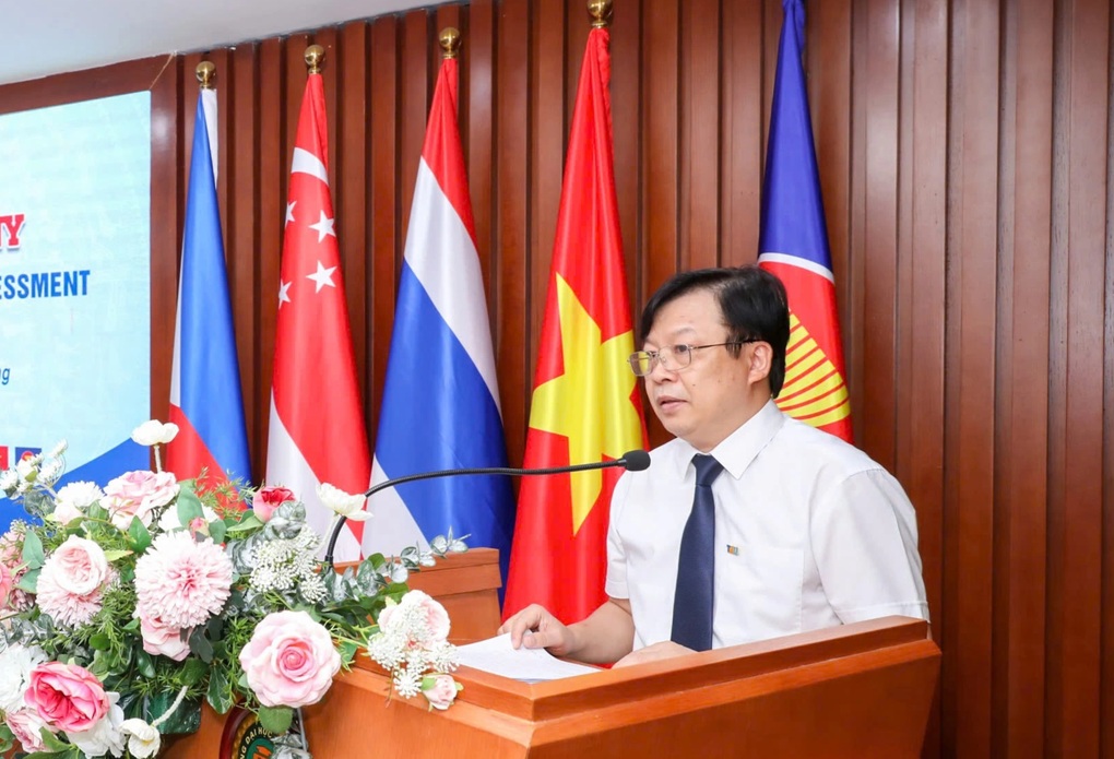 Hoàn thành đánh giá 3 chương trình đào tạo theo tiêu chuẩn Đông Nam Á - 2 Hoàn thành đánh giá 3 chương trình đào tạo theo tiêu chuẩn Đông Nam Á - 2