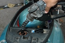 Kiểm nghiệm các mẫu xăng dầu trước nghi vấn xăng "dỏm" gây cháy xe