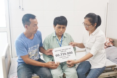 Bạn đọc Dân trí giúp đỡ người mẹ mù cận kề cái chết gần 100 triệu đồng