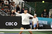 Tốc độ giao bóng đầy ấn tượng của tay vợt pickleball số một thế giới