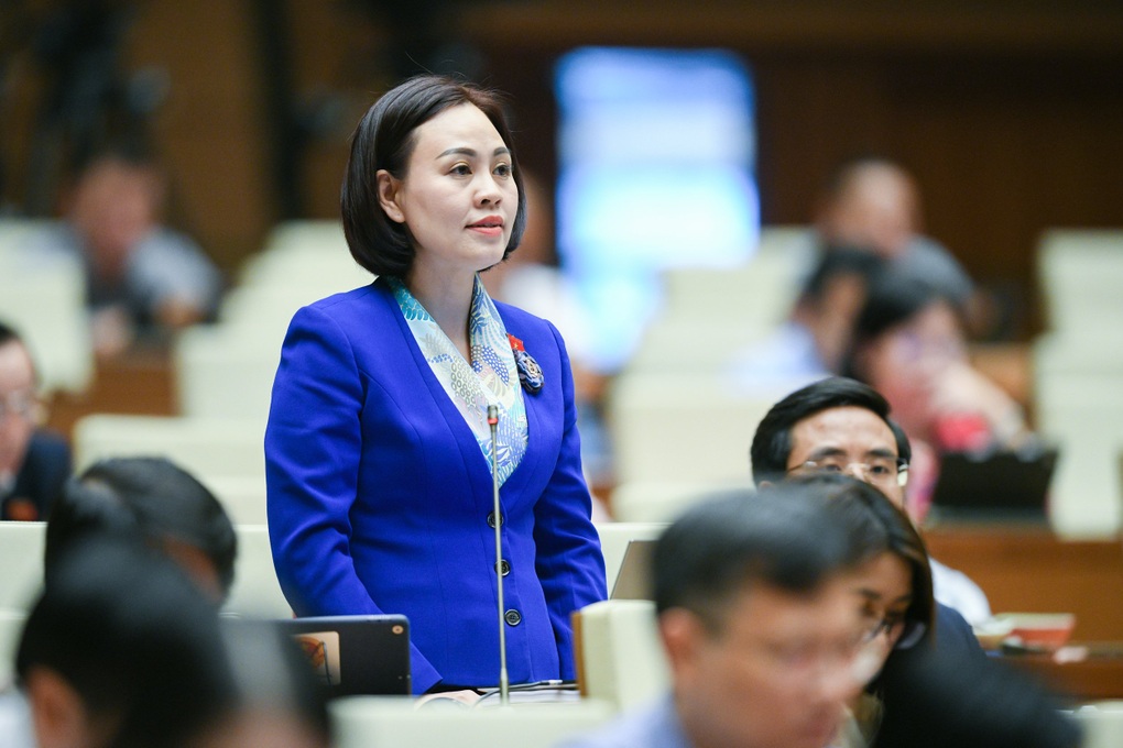 Giàu lên rất nhanh nhờ đất, nhiều vụ tham ô lớn cũng liên quan đến đất - 3 Giàu lên rất nhanh nhờ đất, nhiều vụ tham ô lớn cũng liên quan đến đất - 3