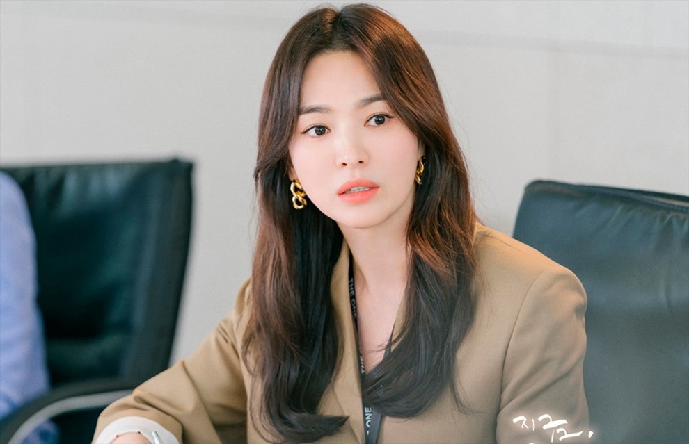 Song Hye Kyo giải thích lý do đóng phim ngôn tình ở tuổi 40 - 3 Song Hye Kyo giải thích lý do đóng phim ngôn tình ở tuổi 40 - 3