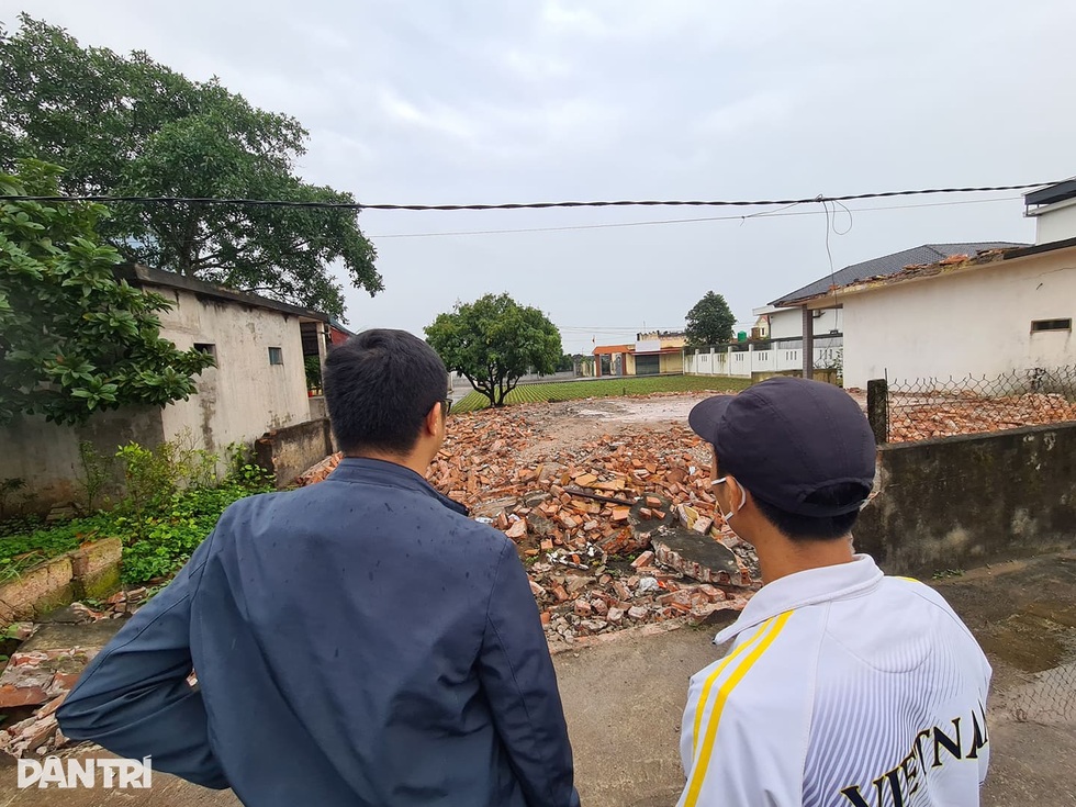 Lão nông bất ngờ thành tỷ phú và câu chuyện đất đai khuấy đảo vùng quê - 8 Lão nông bất ngờ thành tỷ phú và câu chuyện đất đai khuấy đảo vùng quê - 8