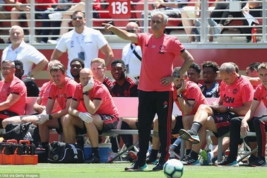 MU hòa trận thứ hai liên tiếp trên hành trình tại Mỹ