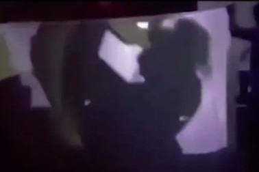 Vụ "thầy giáo cho trò tái hiện cảnh nóng": Tòa án Quận 12 đình chỉ vụ án