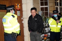 Đại sứ Myanmar tại Anh lên tiếng sau khi bị "cấm cửa" vào sứ quán