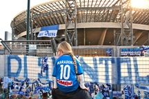 Napoli chính thức đổi tên sân thành Diego Maradona