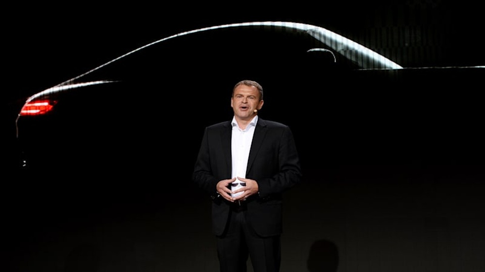 CEO của Mercedes-AMG sẽ về điều hành Aston Martin - 1 CEO của Mercedes-AMG sẽ về điều hành Aston Martin - 1