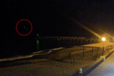 Đốm sáng lạ nghi là của máy bay Nga Tu-154 vào thời khắc cuối cùng