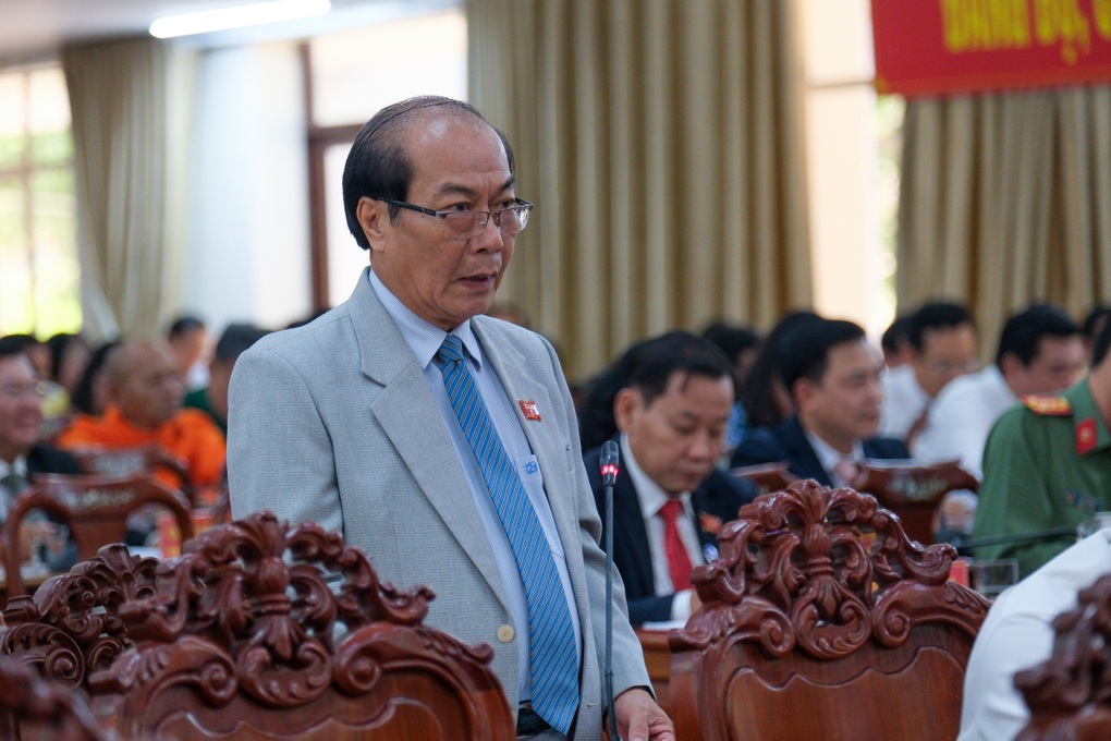 Xếp loại cán bộ tránh tình trạng làm nhàng nhàng cũng hoàn thành tốt - 2 Xếp loại cán bộ tránh tình trạng làm nhàng nhàng cũng hoàn thành tốt - 2