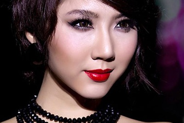 Ngọc Quyên phủ nhận thông tin “mỗi tháng kiếm nửa tỉ”