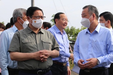 Thủ tướng: Xây dựng đường phải ngắn nhất, ít ảnh hưởng nhất, hiệu quả nhất