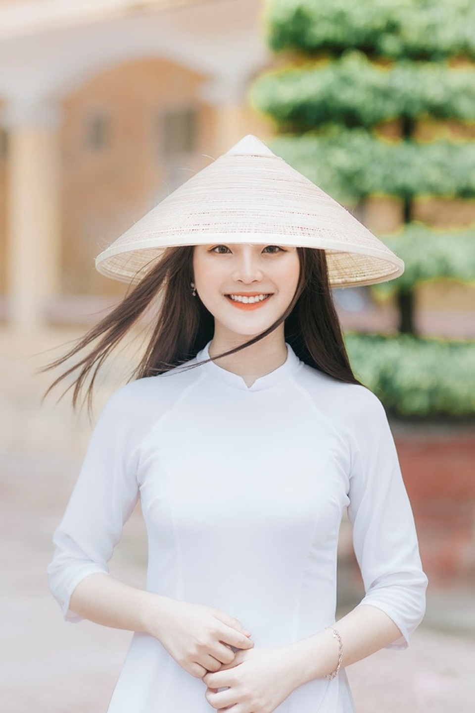 Nữ sinh Hải Phòng đẹp rạng ngời chia tay thời học sinh - 2 Nữ sinh Hải Phòng đẹp rạng ngời chia tay thời học sinh - 2